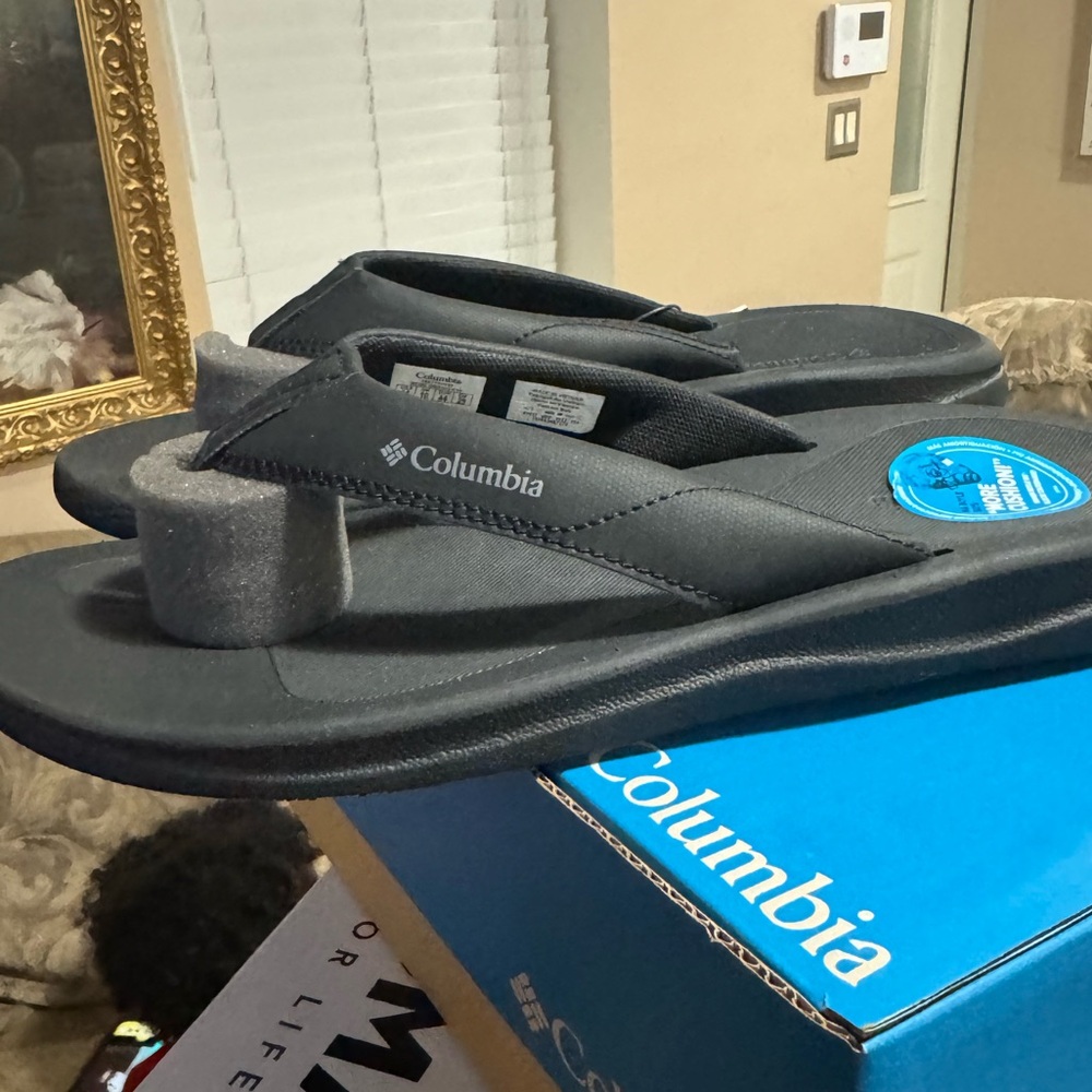 Columbia Flip Flops